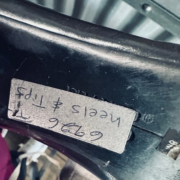 Franco Sarto Black Pull-On Knee High Boots Size 8 Pointed Toe Heel - Picture 7 of 7